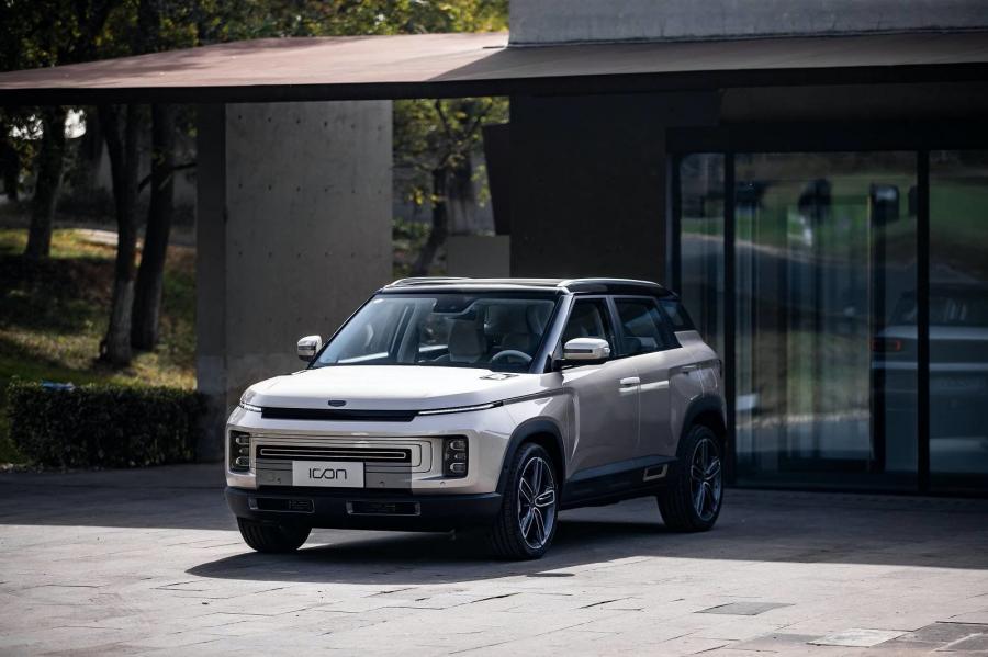  Geely Icon (SX12) 2019 года  (фото 8 из 78)